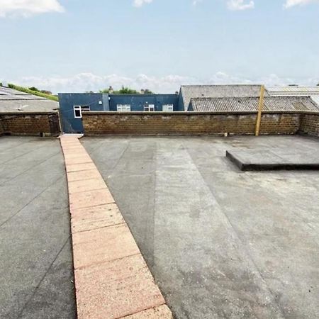 4 Bedroom Property Close To The Harry Potter Studio And Watford Junction Zewnętrze zdjęcie